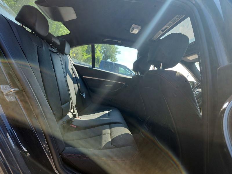 Photo 10 from auction – 2017 BMW 330 with VIN WBA8D9C35HA011614