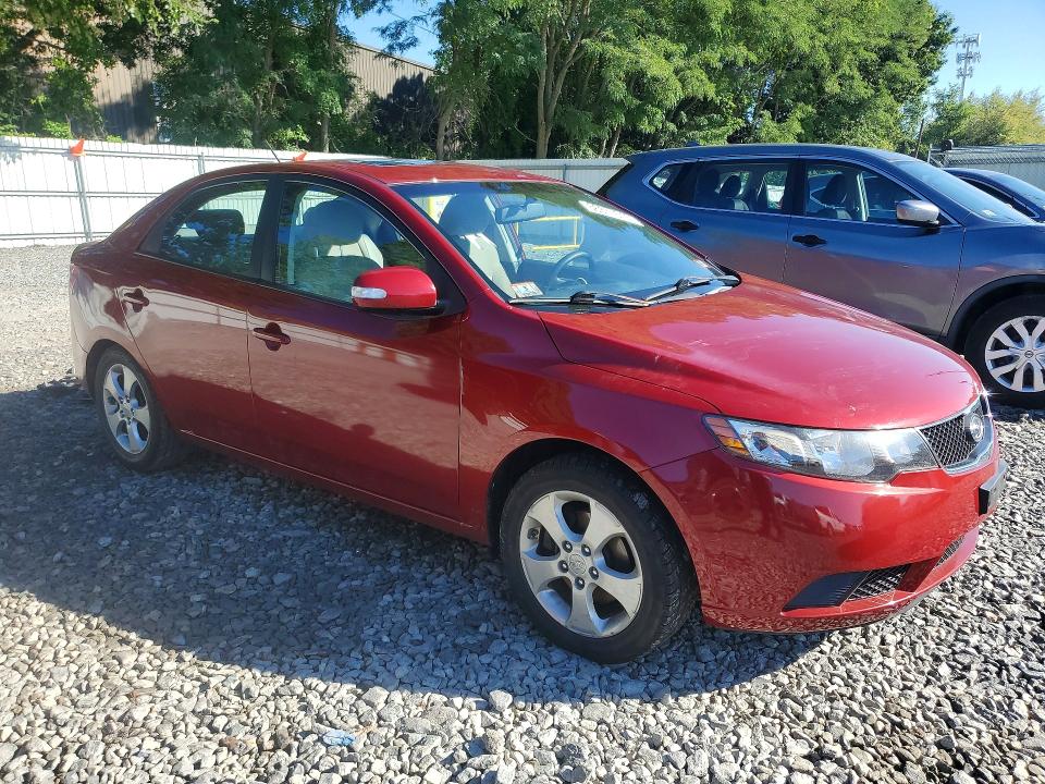 Photo 4 from auction – 2010 KIA FORTE with VIN KNAFU4A28A5298384