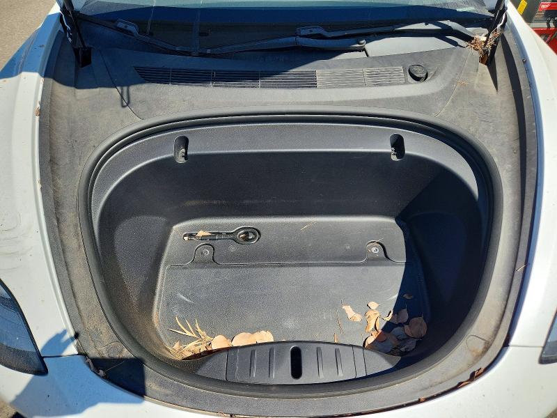 Photo 11 from auction – 2020 TESLA MODEL 3 with VIN 5YJ3E1EA9LF504719