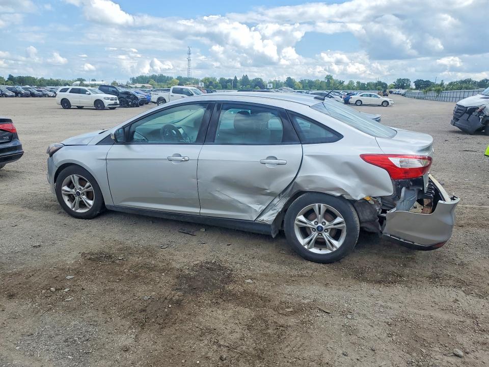 Photo 2 from auction – 2014 FORD FOCUS with VIN 1FADP3F22EL352726