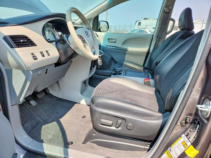 Photo 7 from auction – 2014 TOYOTA SIENNA with VIN 5TDXK3DC2ES485566