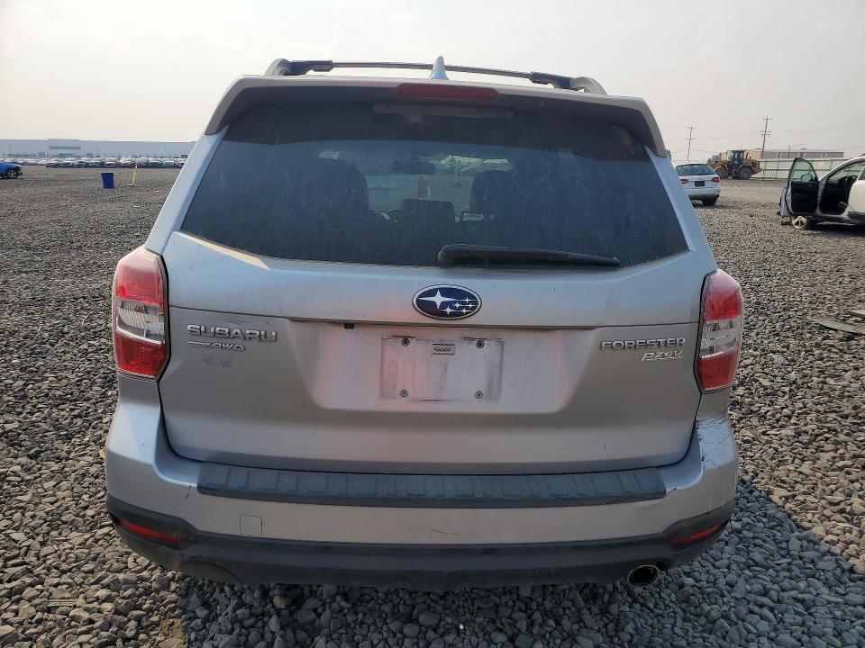 Photo 6 from auction – 2016 SUBARU FORESTER with VIN JF2SJAKC4GH535221