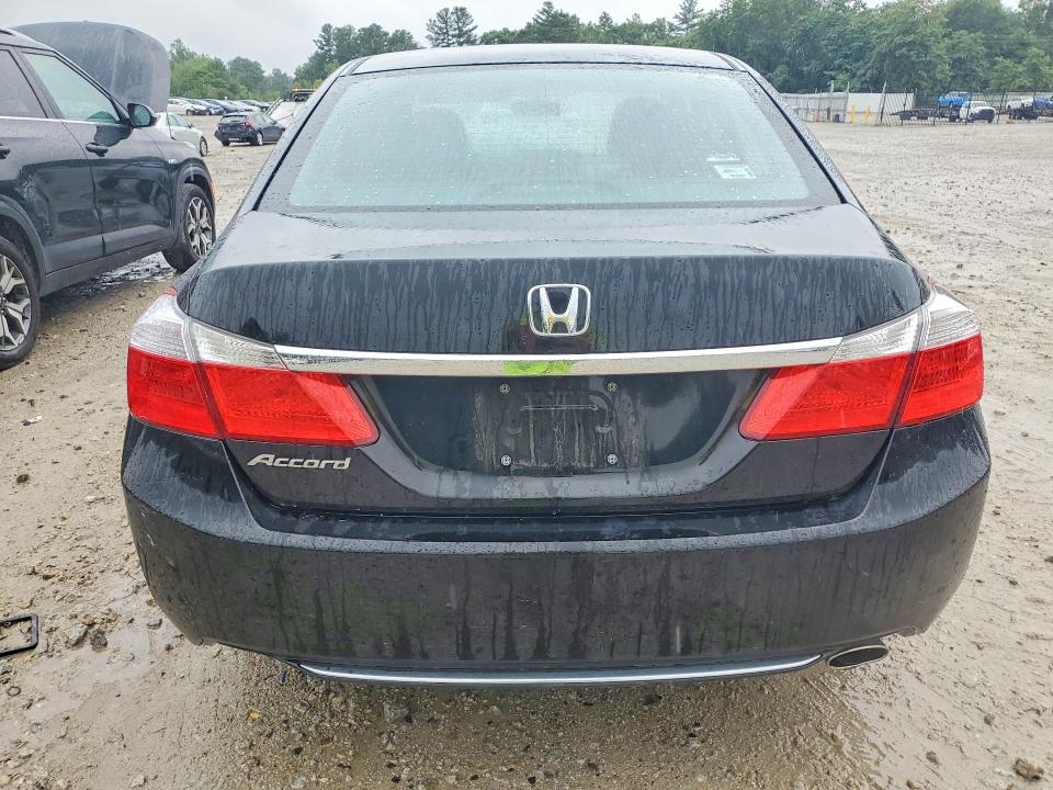 Photo 6 from auction – 2013 HONDA ACCORD with VIN 1HGCR2F37DA257478
