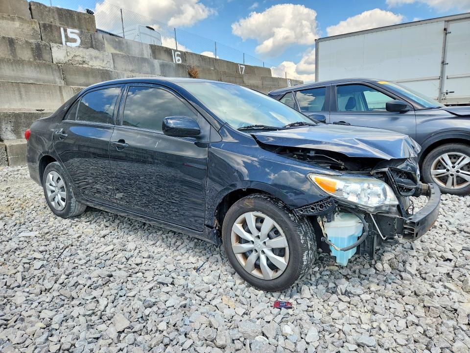 Photo 4 from auction – 2012 TOYOTA COROLLA with VIN 2T1BU4EE5CC872726