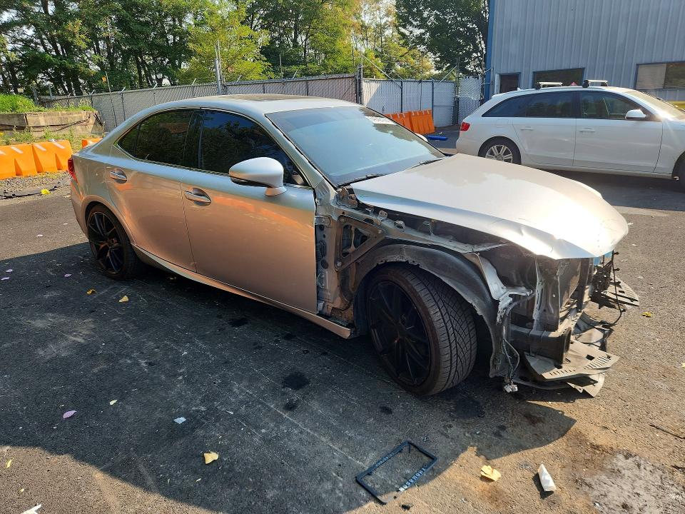 Photo 4 from auction – 2014 LEXUS IS with VIN JTHCF1D24E5011069