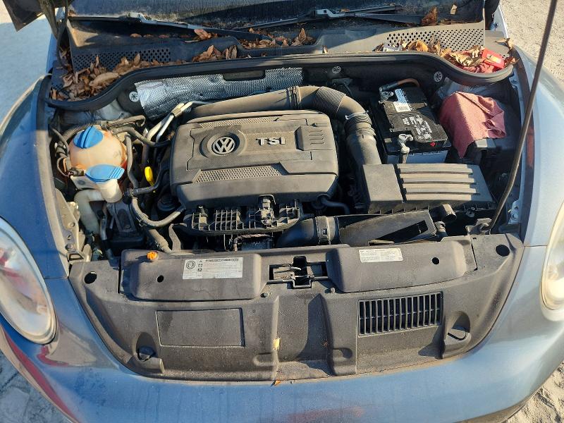 Photo 11 from auction – 2013 VOLKSWAGEN BEETLE with VIN 3VW7T7AT4DM822744