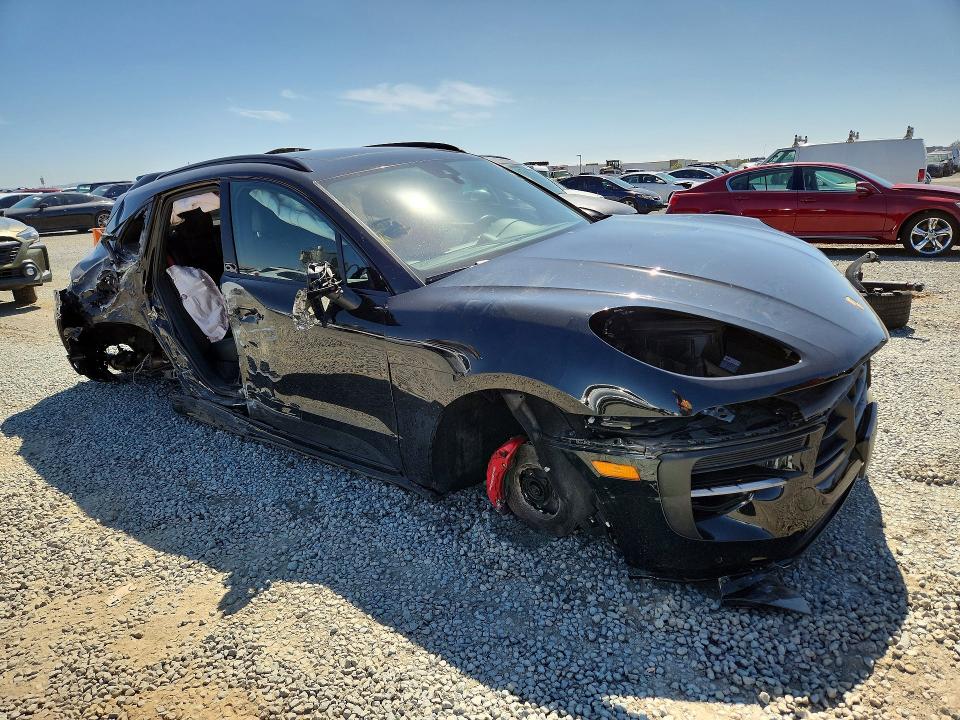 Photo 4 from auction – 2021 PORSCHE MACAN with VIN WP1AG2A50MLB51185