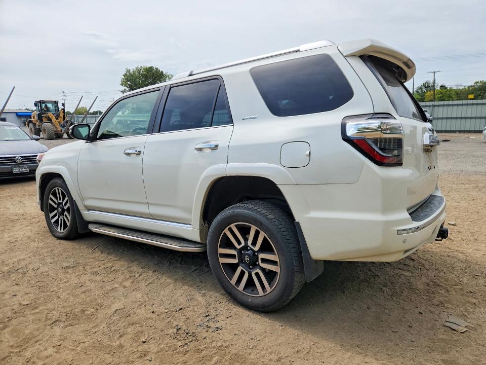 Фото 2 с аукциона – 2014 TOYOTA 4RUNNER с VIN JTEZU5JR0E5075440