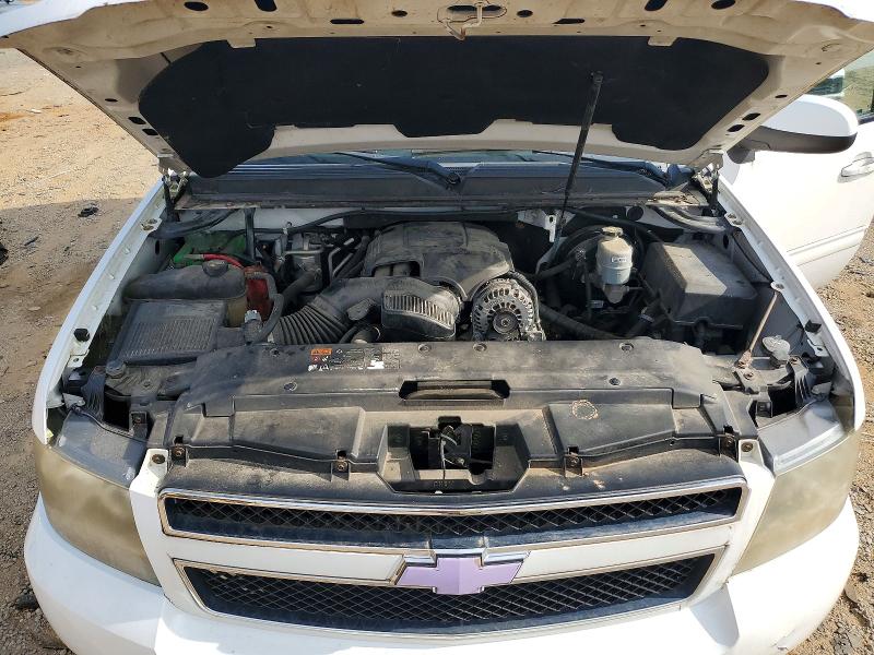 Photo 12 from auction – 2011 CHEVROLET TAHOE with VIN 1GNSKAE0XBR385204