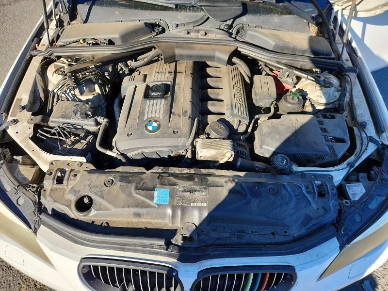 Photo 11 from auction – 2008 BMW 528 with VIN WBANU53558C114405