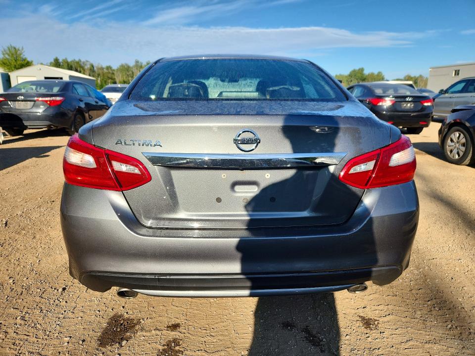 Photo 6 from auction – 2018 NISSAN ALTIMA with VIN 1N4AL3AP4JC105669