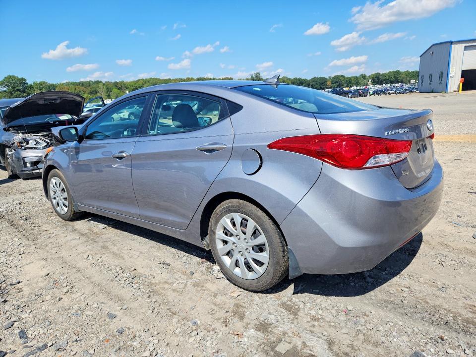 Photo 2 from auction – 2012 HYUNDAI ELANTRA with VIN KMHDH4AE3CU406326