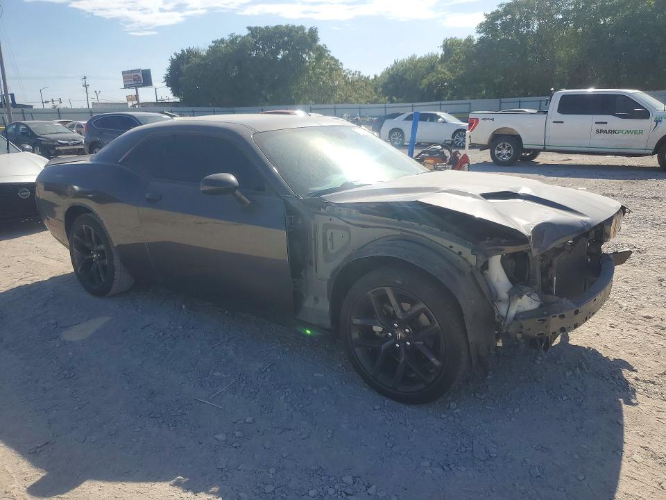 Фото 4 с аукциона – 2022 DODGE CHALLENGER с VIN 2C3CDZAG9NH168163