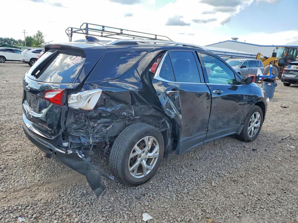 Photo 3 from auction – 2020 CHEVROLET EQUINOX with VIN 2GNAXXEV0L6148665