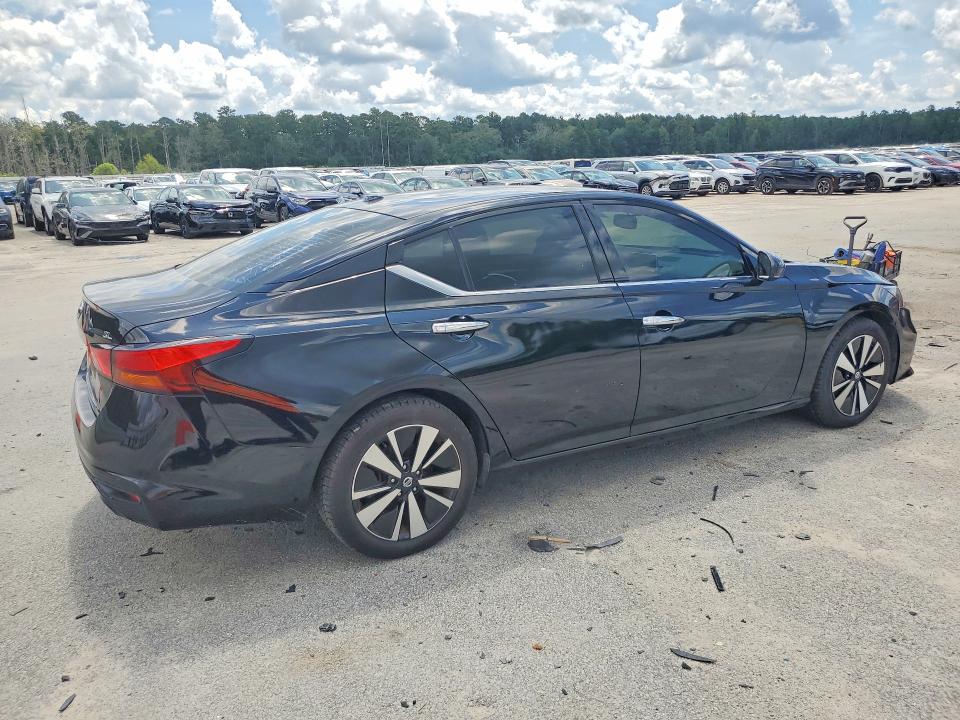 Photo 3 from auction – 2019 NISSAN ALTIMA with VIN 1N4BL4EV0KC250955