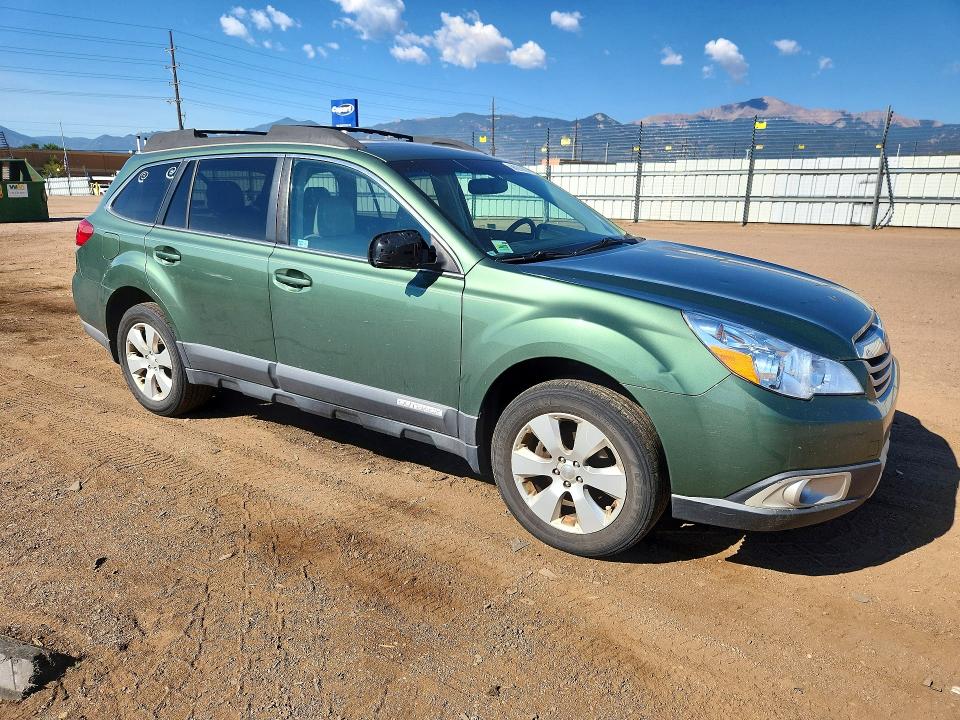Photo 4 from auction – 2011 SUBARU OUTBACK with VIN 4S4BRBKC4B3418947