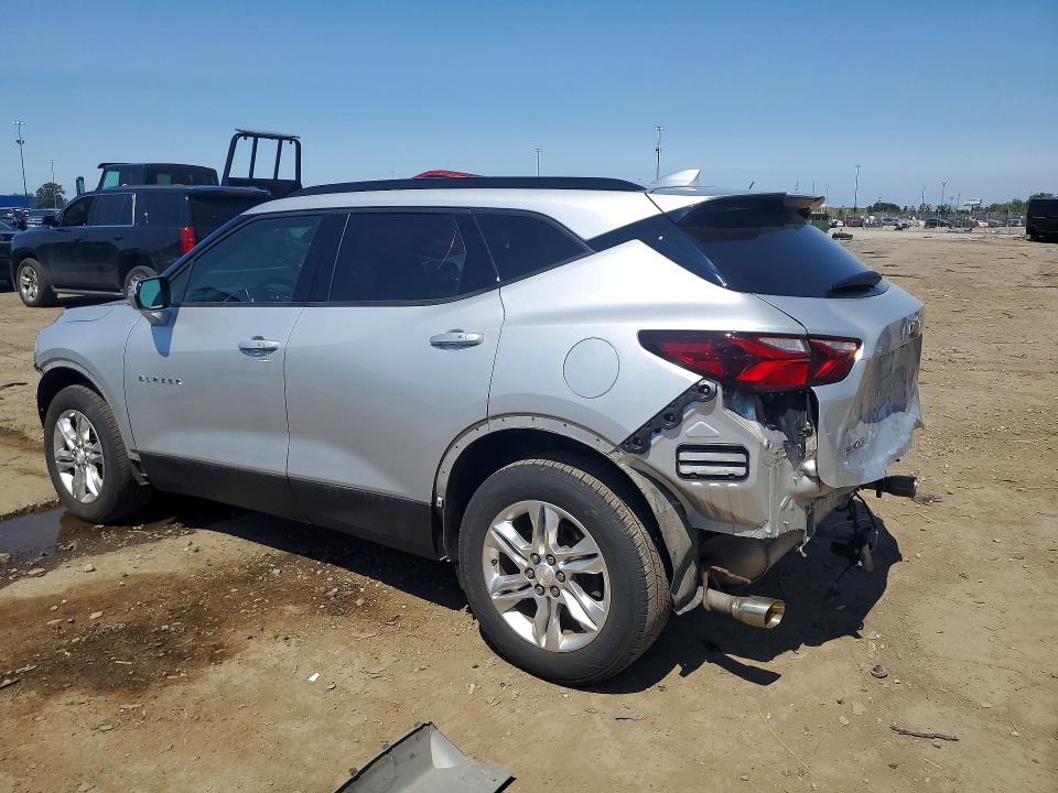 Photo 2 from auction – 2021 CHEVROLET BLAZER with VIN 3GNKBCRS2MS527634