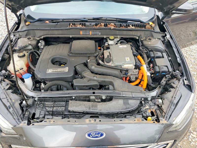 Photo 11 from auction – 2019 FORD FUSION with VIN 3FA6P0LU8KR286161
