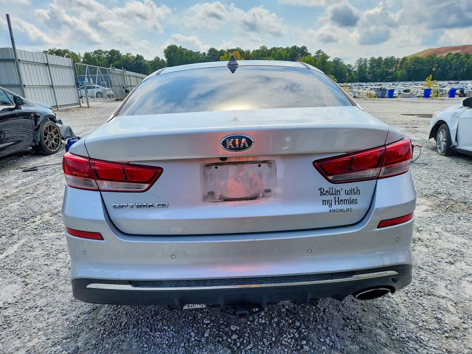 Photo 6 from auction – 2019 KIA OPTIMA with VIN 5XXGT4L31KG294545