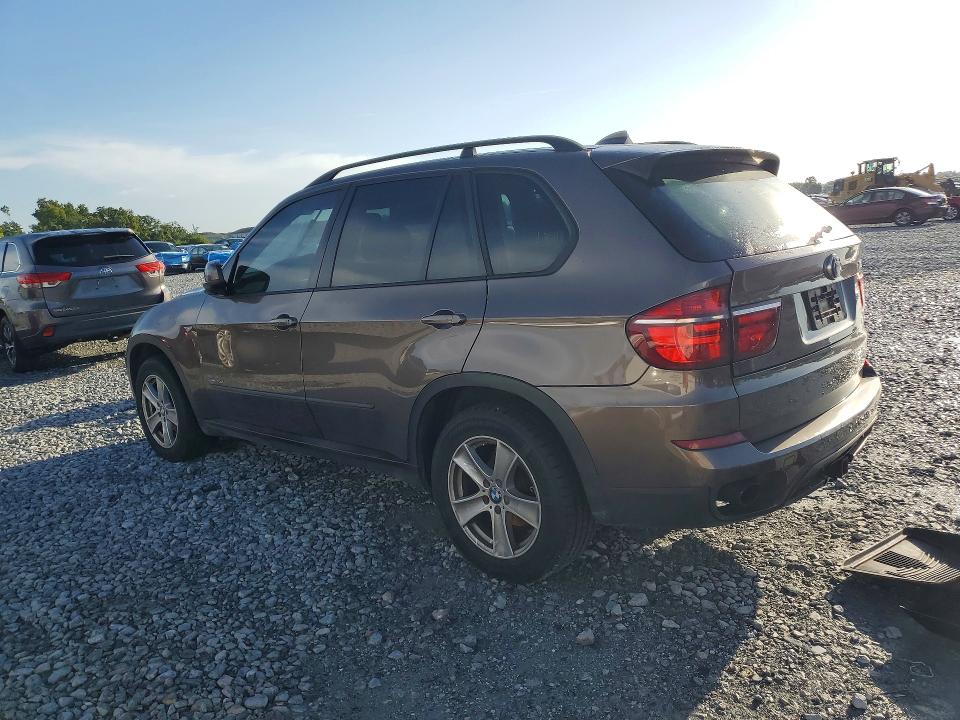 Photo 2 from auction – 2012 BMW X5 with VIN 5UXZW0C55CL669587