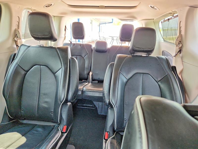 Photo 10 from auction – 2021 CHRYSLER PACIFICA with VIN 2C4RC1S7XMR514013