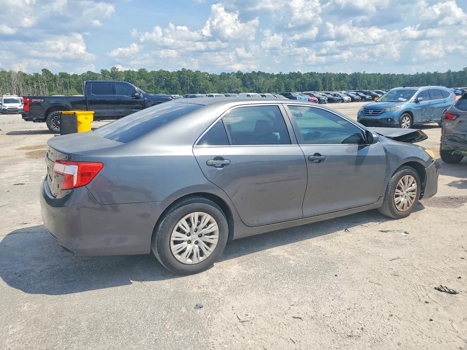 Photo 3 from auction – 2012 TOYOTA CAMRY with VIN 4T1BF1FK2CU519999