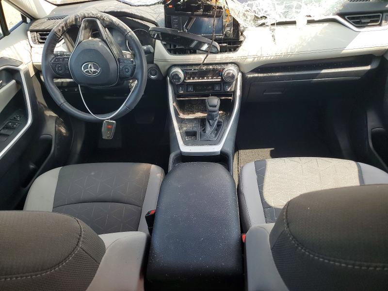 Photo 8 from auction – 2021 TOYOTA RAV4 with VIN 2T3P1RFV4MC235779