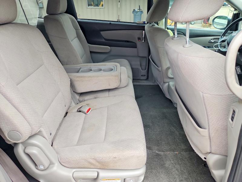 Photo 11 from auction – 2016 HONDA ODYSSEY with VIN 5FNRL5H38GB013567