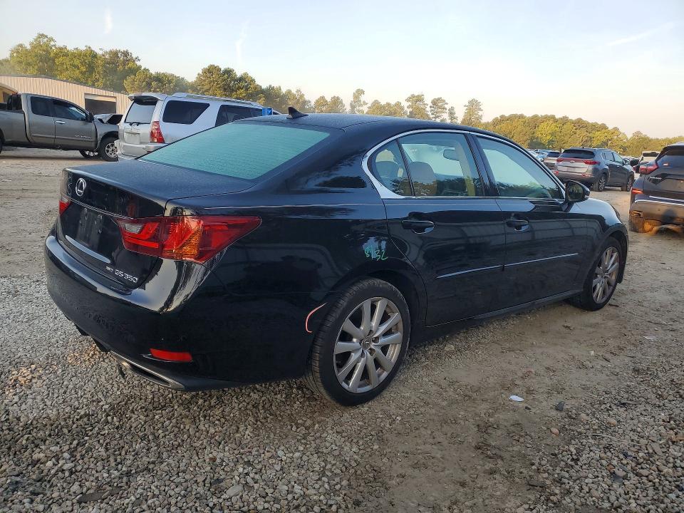 Photo 3 from auction – 2014 LEXUS GS with VIN JTHCE1BL8E5026088