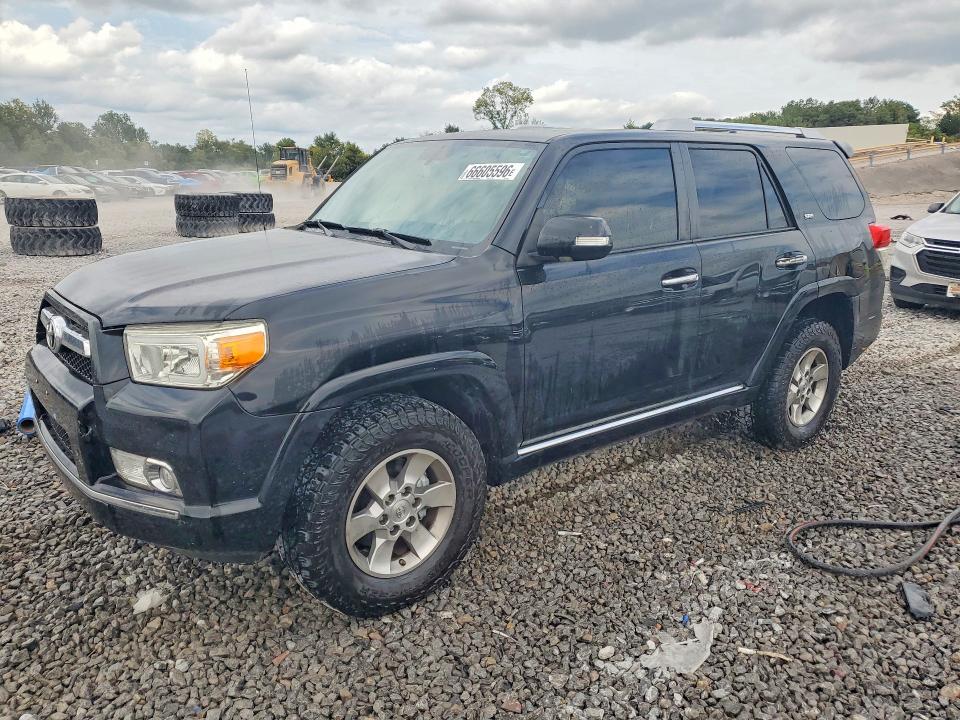 TOYOTA 4RUNNER 2011 with VIN JTEBU5JR0B5075256 - Photo from auction