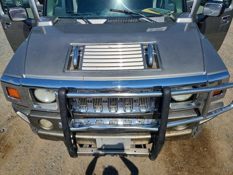 Photo 11 from auction – 2003 HUMMER H2 with VIN 5GRGN23U13H127175