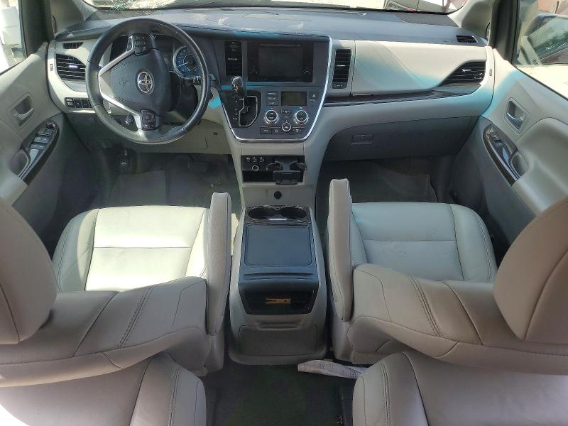 Photo 8 from auction – 2017 TOYOTA SIENNA with VIN 5TDDZ3DC8HS183105