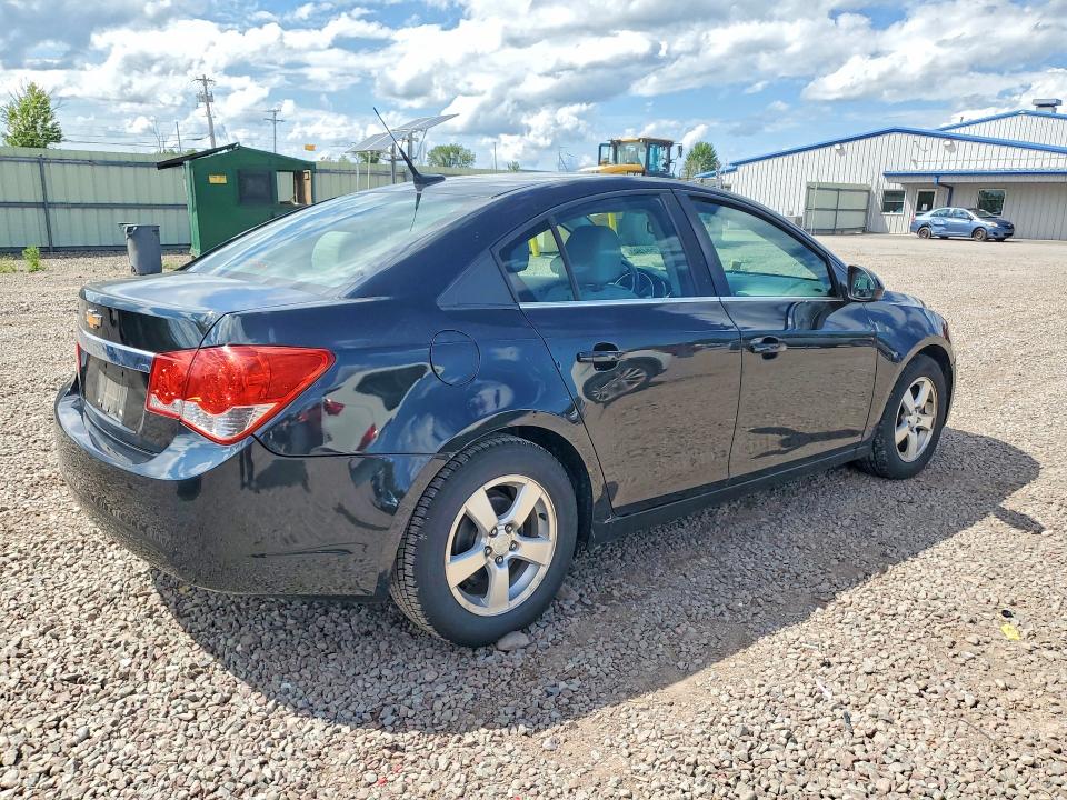 Photo 3 from auction – 2014 CHEVROLET CRUZE with VIN 1G1PC5SB3E7159541