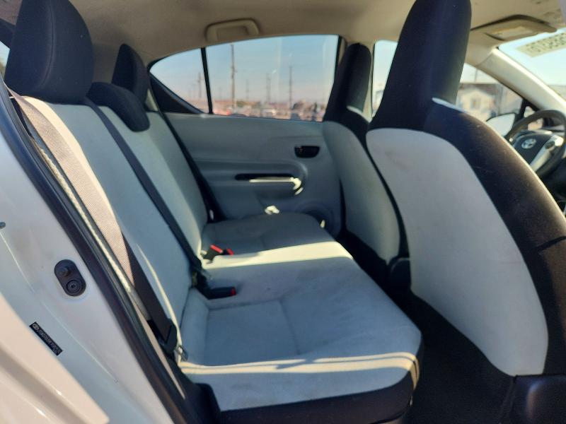 Photo 10 from auction – 2014 TOYOTA PRIUS C with VIN JTDKDTB39E1082530
