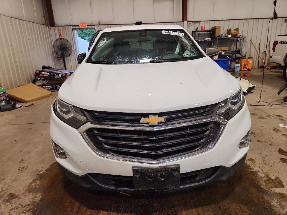 Photo 5 from auction – 2020 CHEVROLET EQUINOX with VIN 2GNAXHEV7L6217017