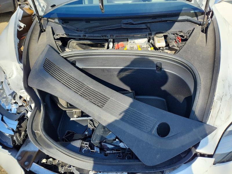 Photo 11 from auction – 2020 TESLA MODEL 3 with VIN 5YJ3E1EB7LF621725