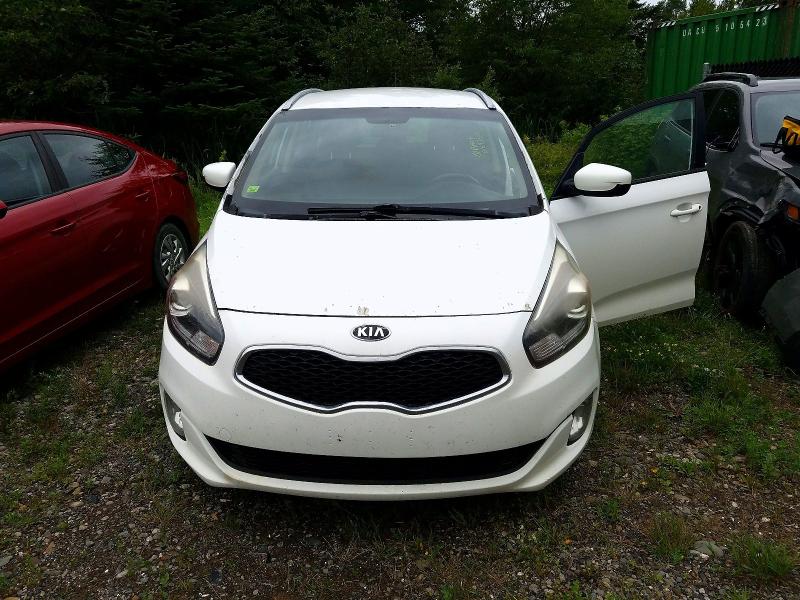 Photo 5 from auction – 2015 KIA RONDO with VIN KNAHT8A34F7087660