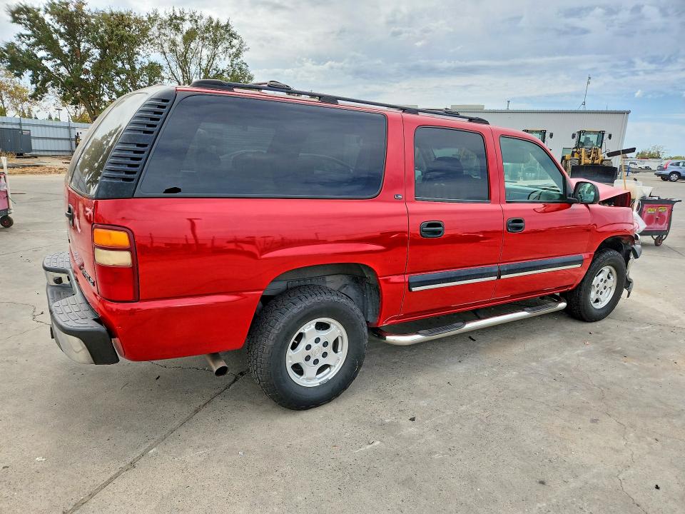 Photo 3 from auction – 2001 CHEVROLET SUBURBAN with VIN 3GNFK16T51G221898