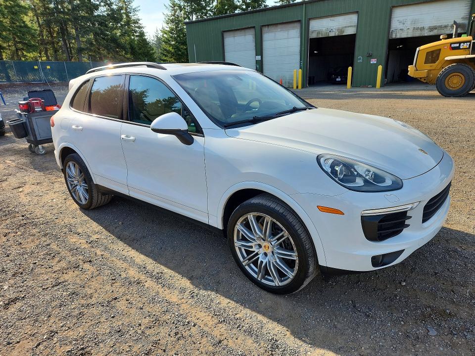 Photo 4 from auction – 2017 PORSCHE CAYENNE with VIN WP1AA2A24HKA89003
