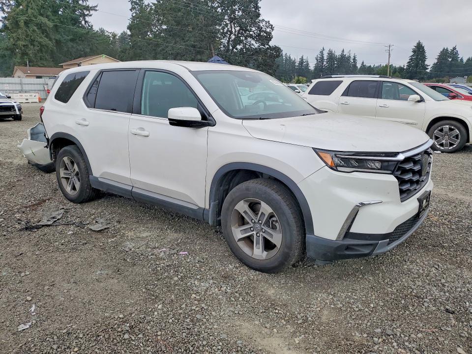 Photo 4 from auction – 2023 HONDA PILOT with VIN 5FNYG1H42PB017616
