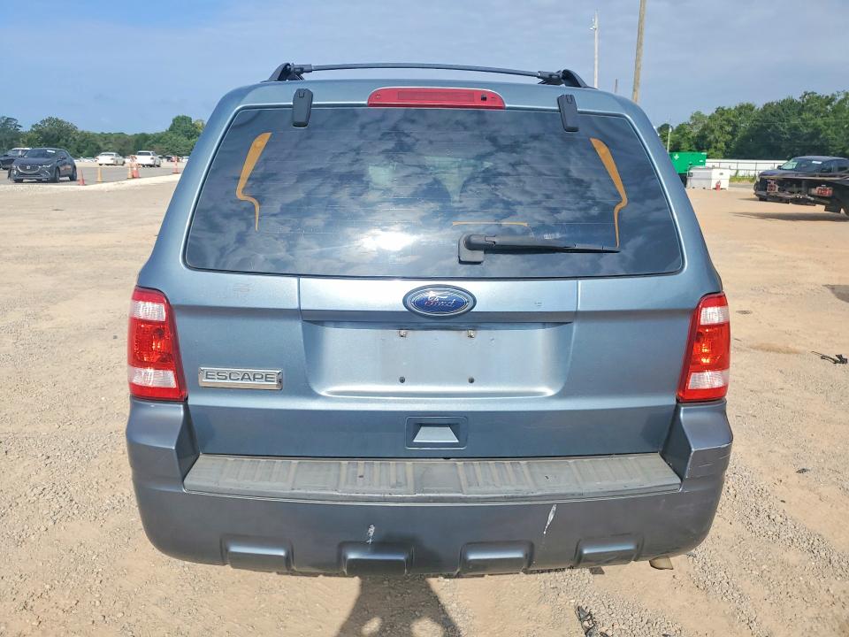 Photo 6 from auction – 2010 FORD ESCAPE with VIN 1FMCU0C78AKB09558