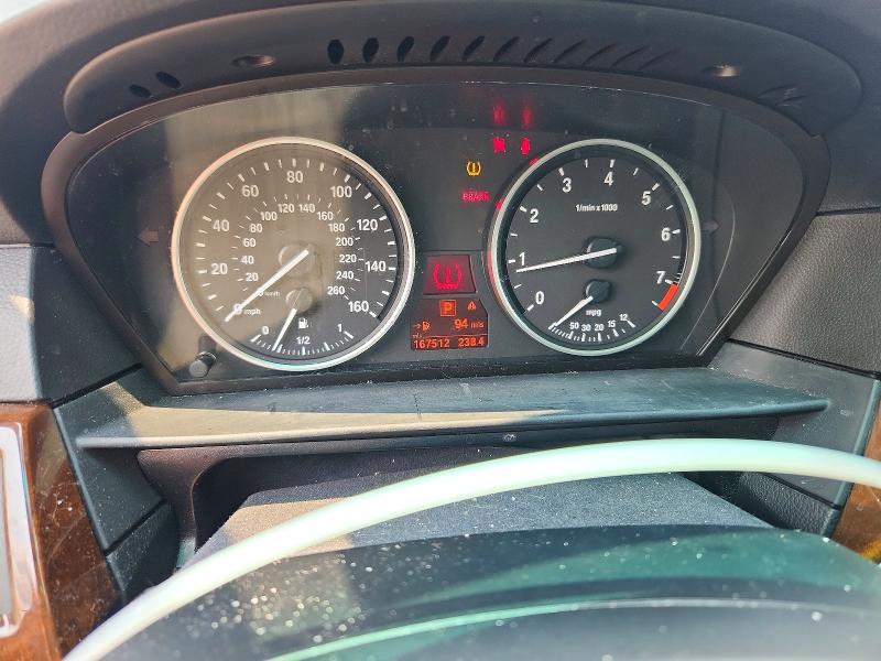 Photo 9 from auction – 2009 BMW 528 with VIN WBANV13529C154853