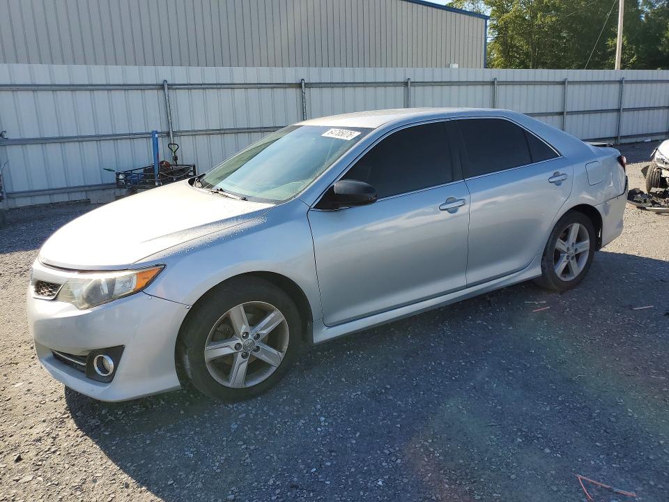 TOYOTA CAMRY 2012 z numerem VIN 4T1BF1FK7CU122644 - Zdjęcie z aukcji