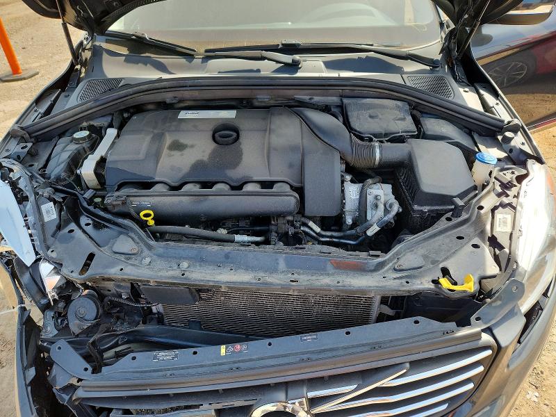 Photo 11 from auction – 2016 VOLVO XC60 with VIN YV4902RM0G2796110