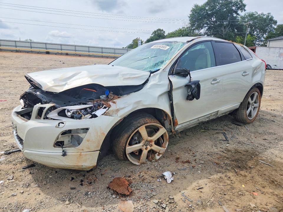 VOLVO XC60 2011 with VIN YV4952DL2B2164587 - Photo from auction