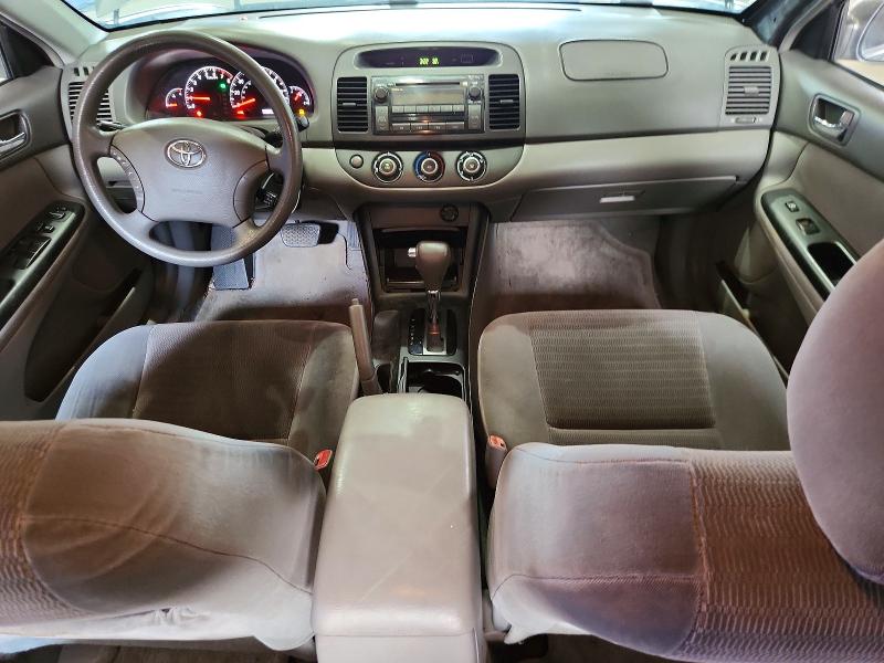Photo 8 from auction – 2005 TOYOTA CAMRY with VIN 4T1BE32K95U609108