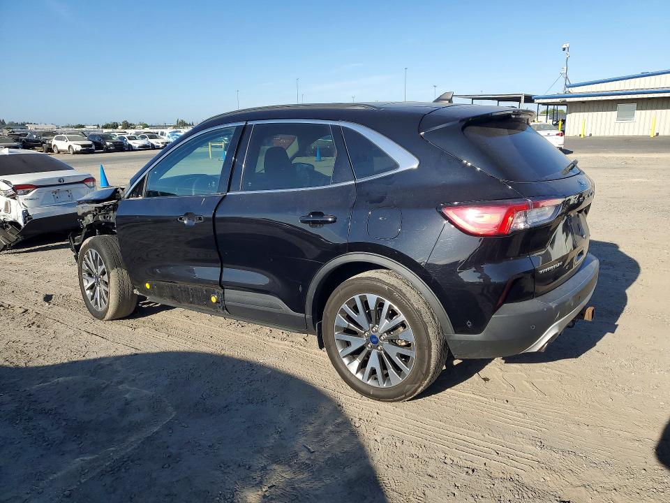 Photo 2 from auction – 2020 FORD ESCAPE with VIN 1FMCU9J95LUC77447