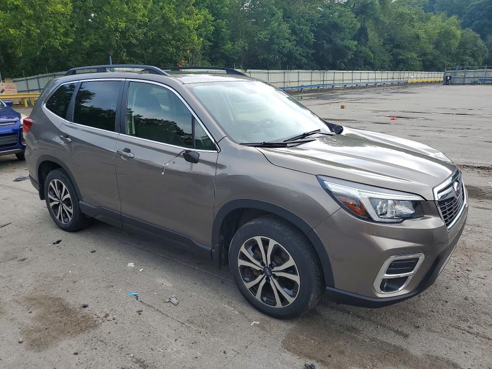Photo 4 from auction – 2019 SUBARU FORESTER with VIN JF2SKAUC4KH422405