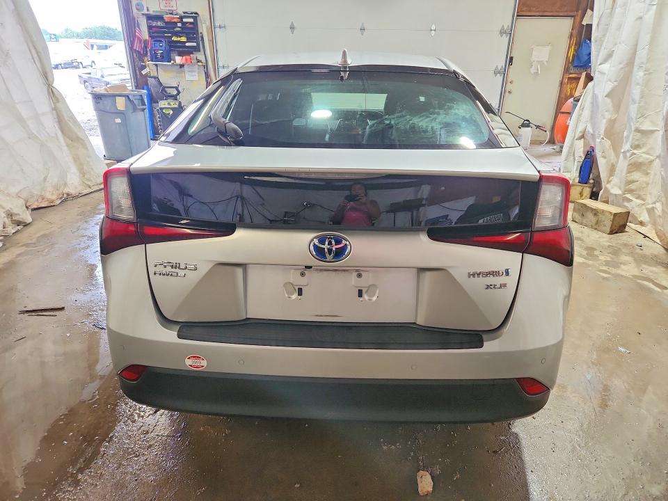 Photo 6 from auction – 2022 TOYOTA PRIUS with VIN JTDL9MFU2N3033379