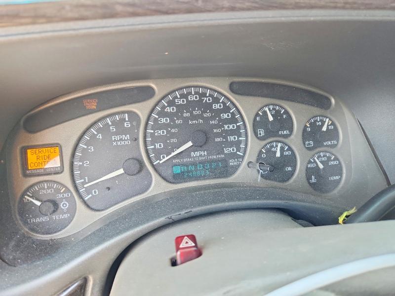 Photo 9 from auction – 2002 GMC DENALI with VIN 1GKEK63U32J177290
